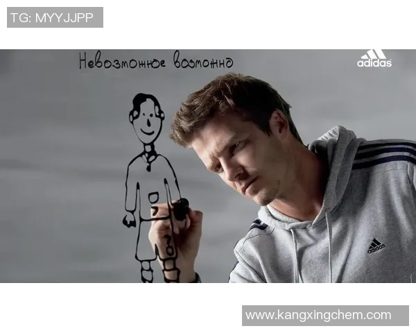 足球明星拆箱卡片大揭秘让我们一起探索球场传奇的背后故事与珍藏价值